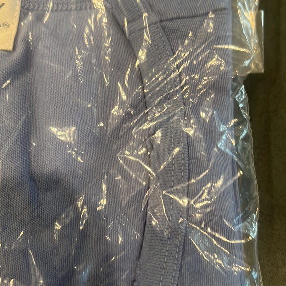 New in plastic! Wildfox Distressed Chrissy Tee - Picture 6 of 8